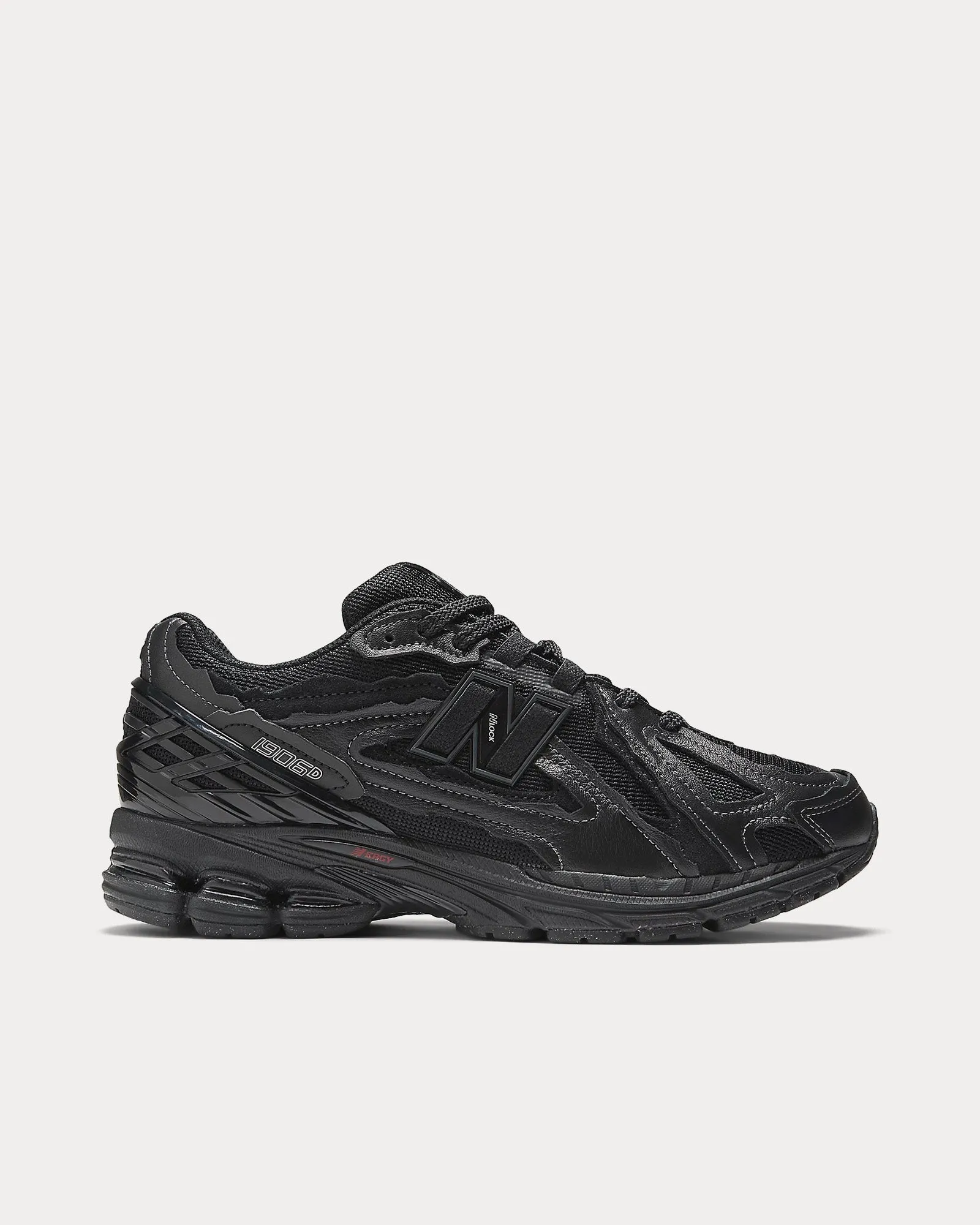 1906D Black / Silver Metallic / Crimson Low Top Sneakers