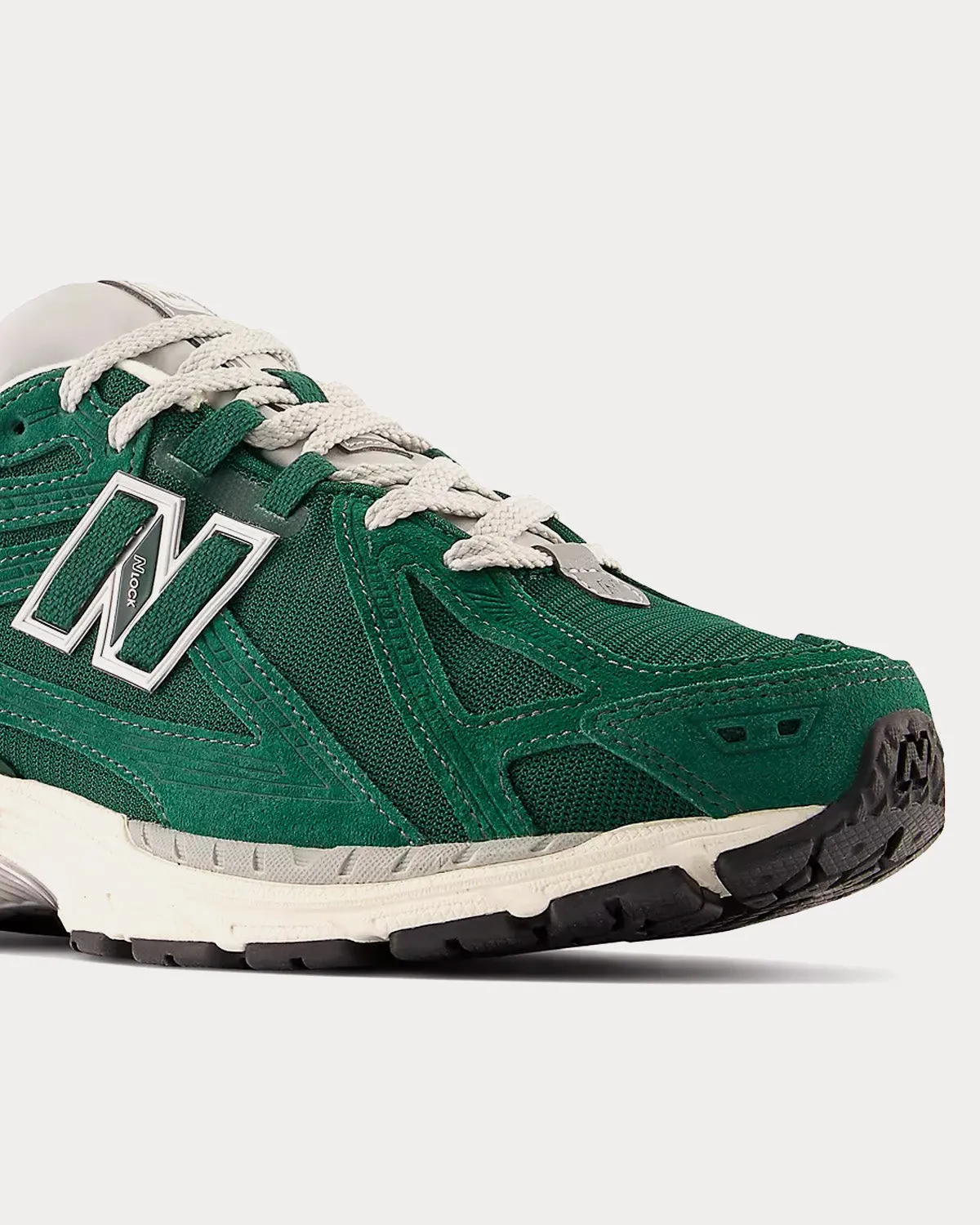 1906R Nightwatch Green / Silver Metallic / Brighton Grey Low Top Sneakers