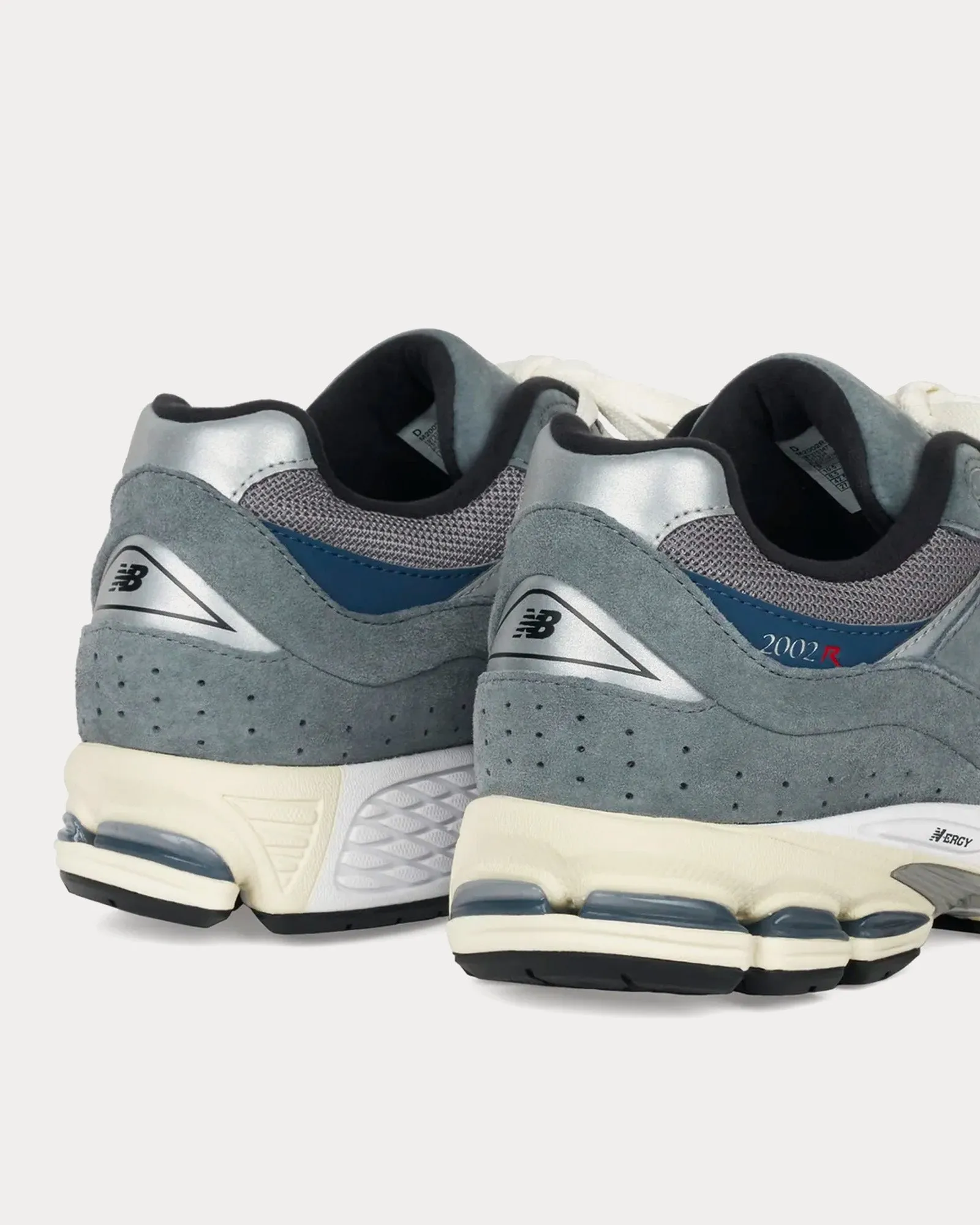 2002r Storm Blue Low Top Sneakers