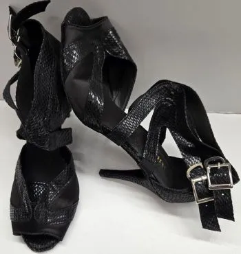 3.5" Isabel II -- Women's Flare Heel Latin Sandal -- Black