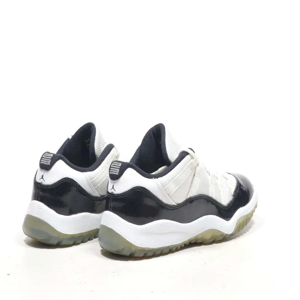 Air Jordan 11 Retro Sport Shoes Fabric White Color For Kids