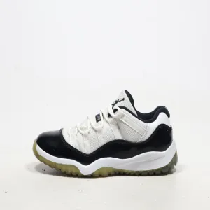 Air Jordan 11 Retro Sport Shoes Fabric White Color For Kids
