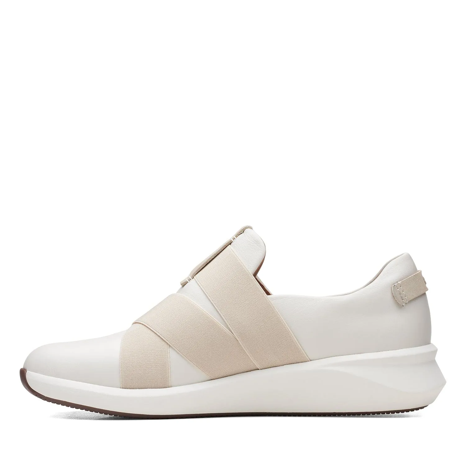 Clarks Un Rio Strap Shoes (Wide Fit)