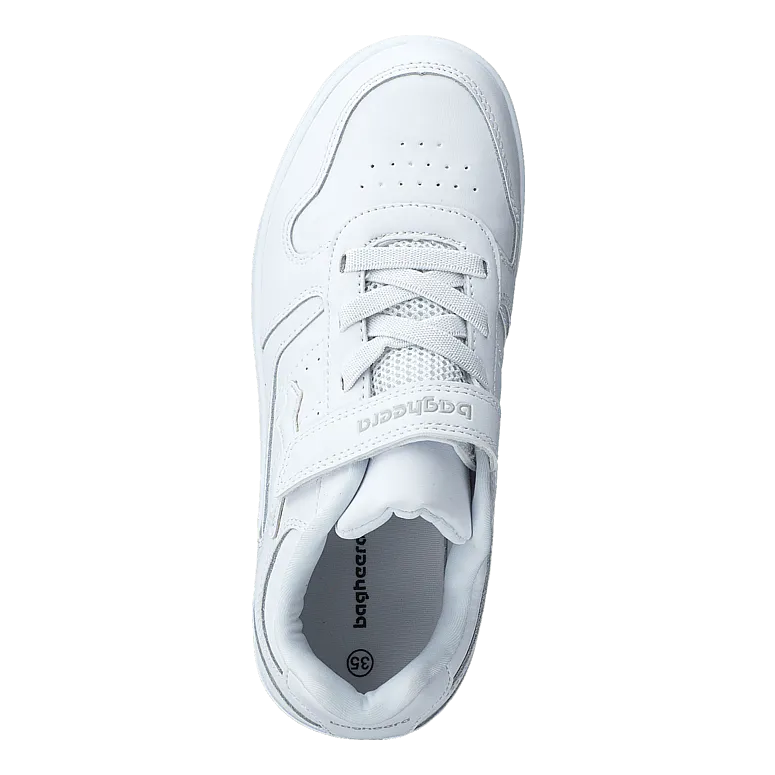 College jr White