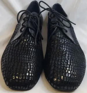 Elias -- Men's Standard Ballroom Oxford -- Black Patent