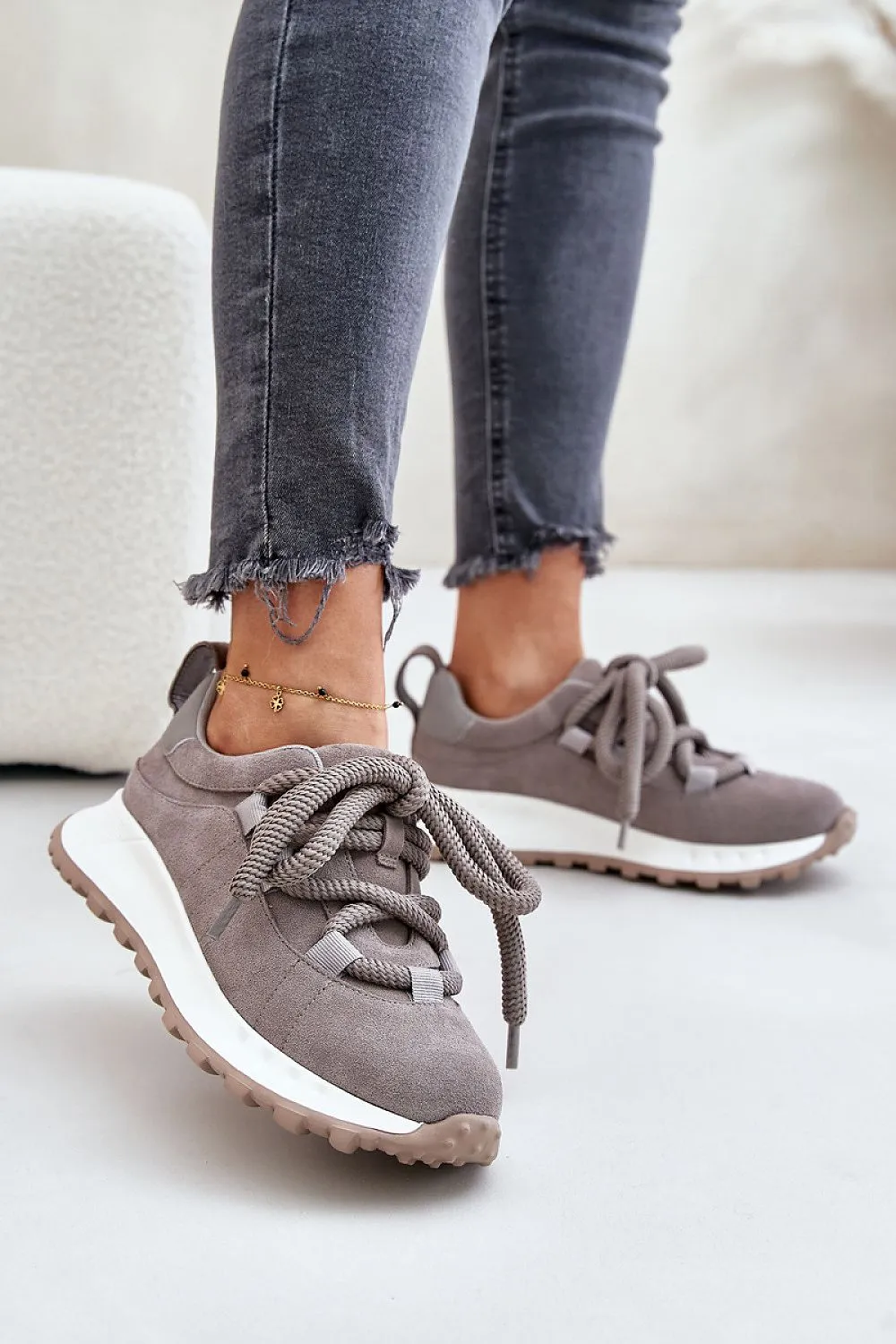 Sport Shoes model 200826 Step in style