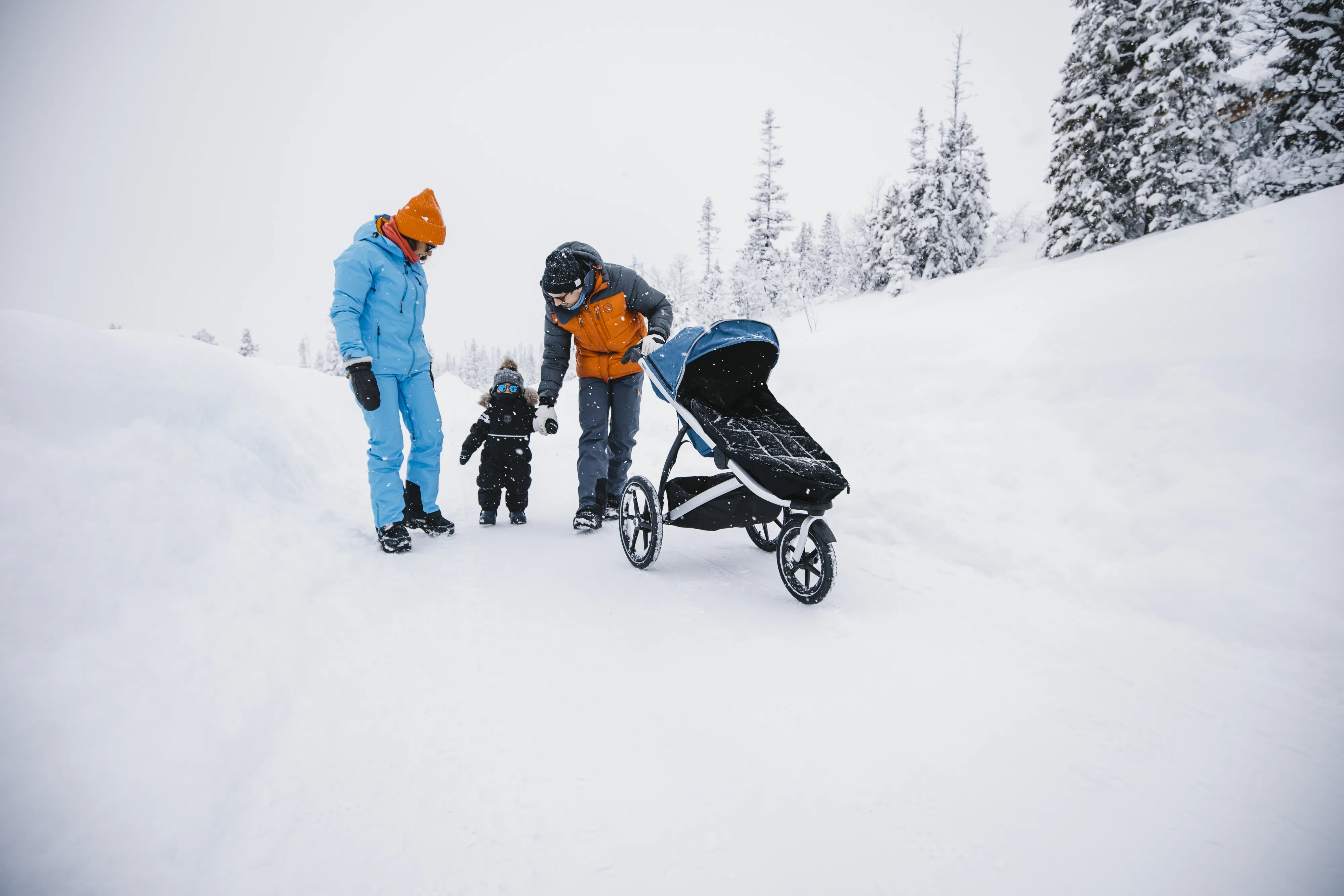 Thule Foot Muff Sport Black | Buy Thule Foot Muff Sport Black here | Outnorth