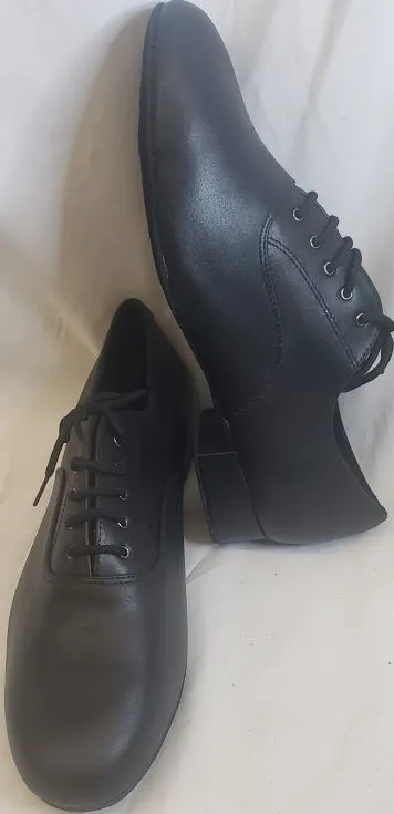 Waylen -- Men's Standard Ballroom Oxford -- Black