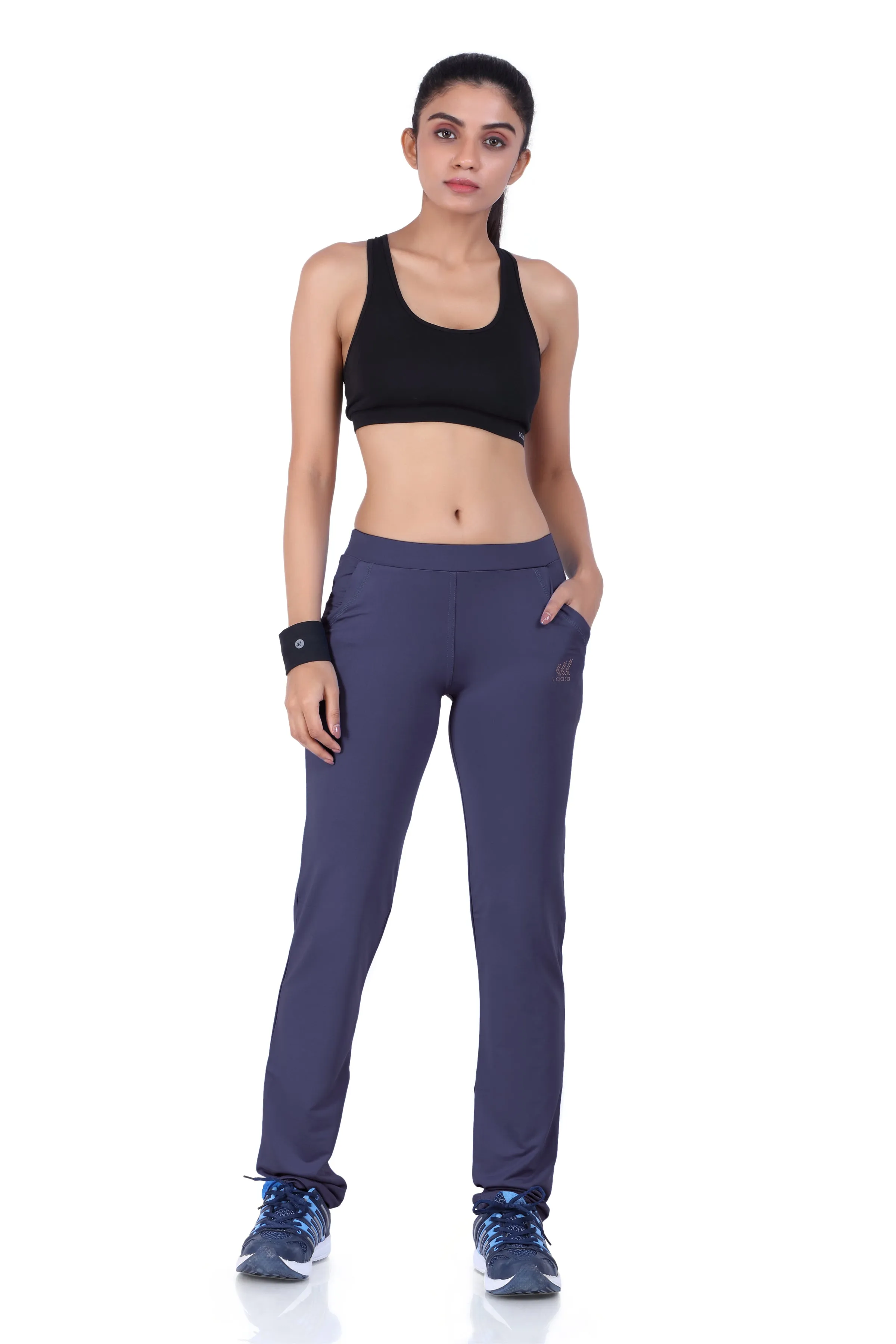 WOMEN SOLID TRACK PANT WITH POCKETS