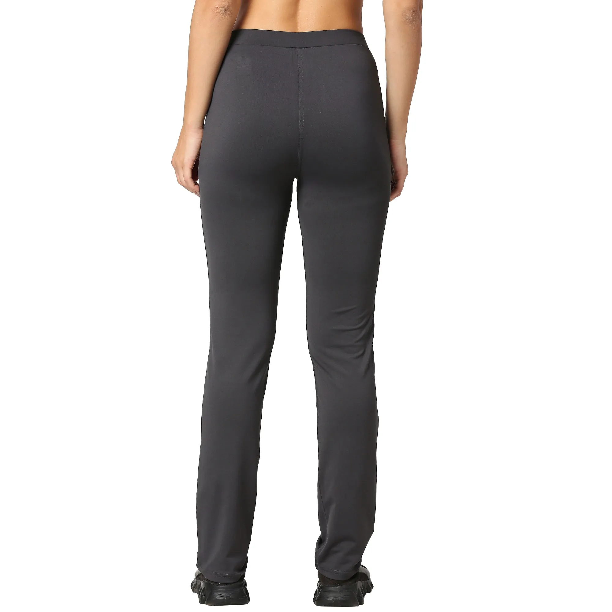 WOMEN SOLID TRACK PANT WITH POCKETS