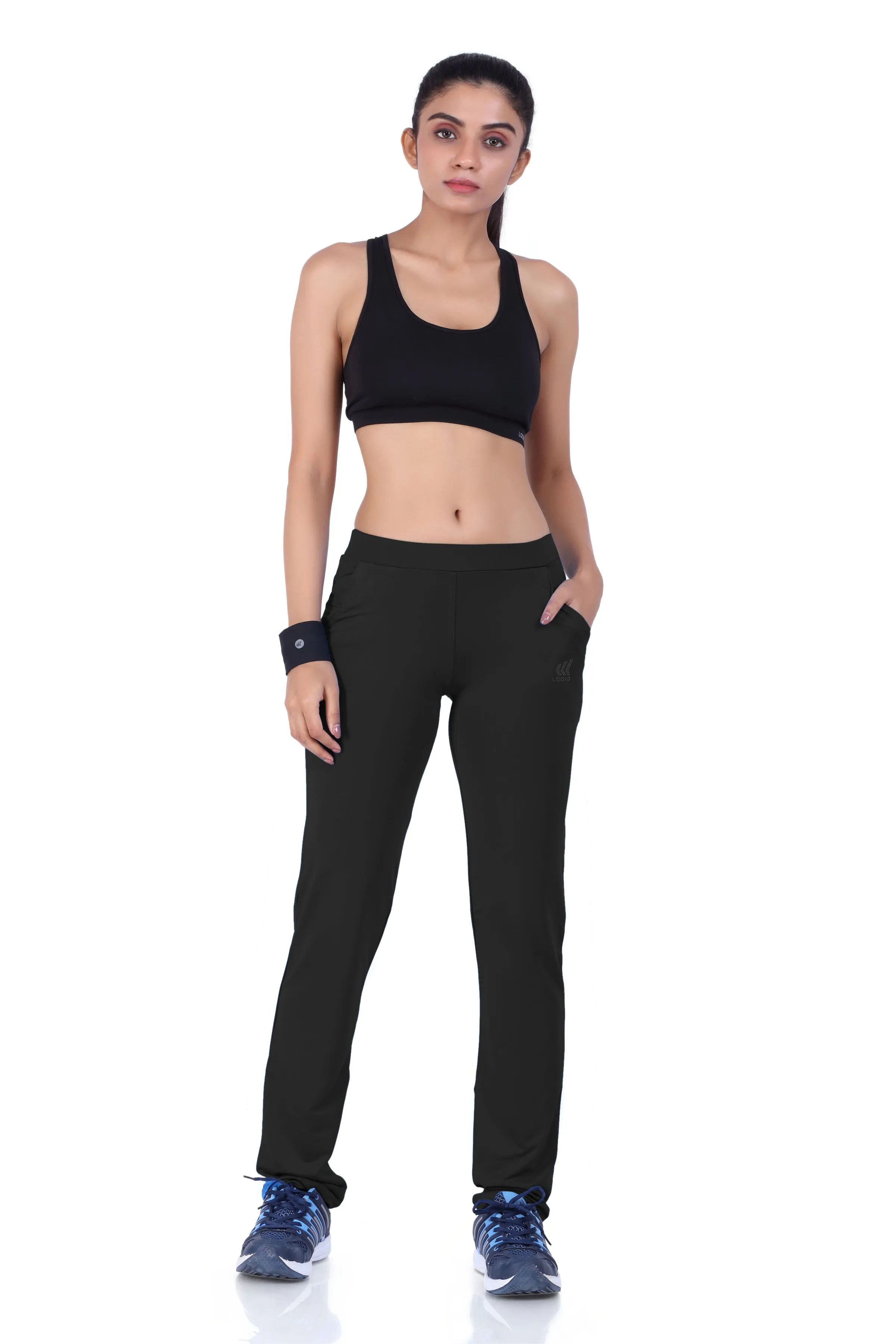WOMEN SOLID TRACK PANT WITH POCKETS