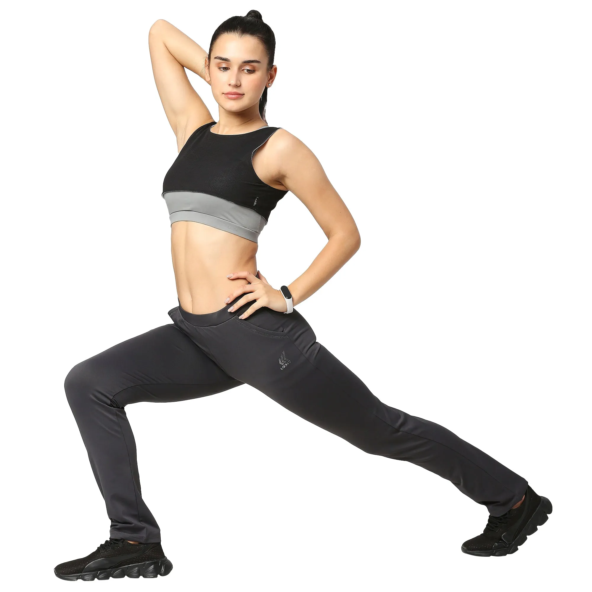 WOMEN SOLID TRACK PANT WITH POCKETS