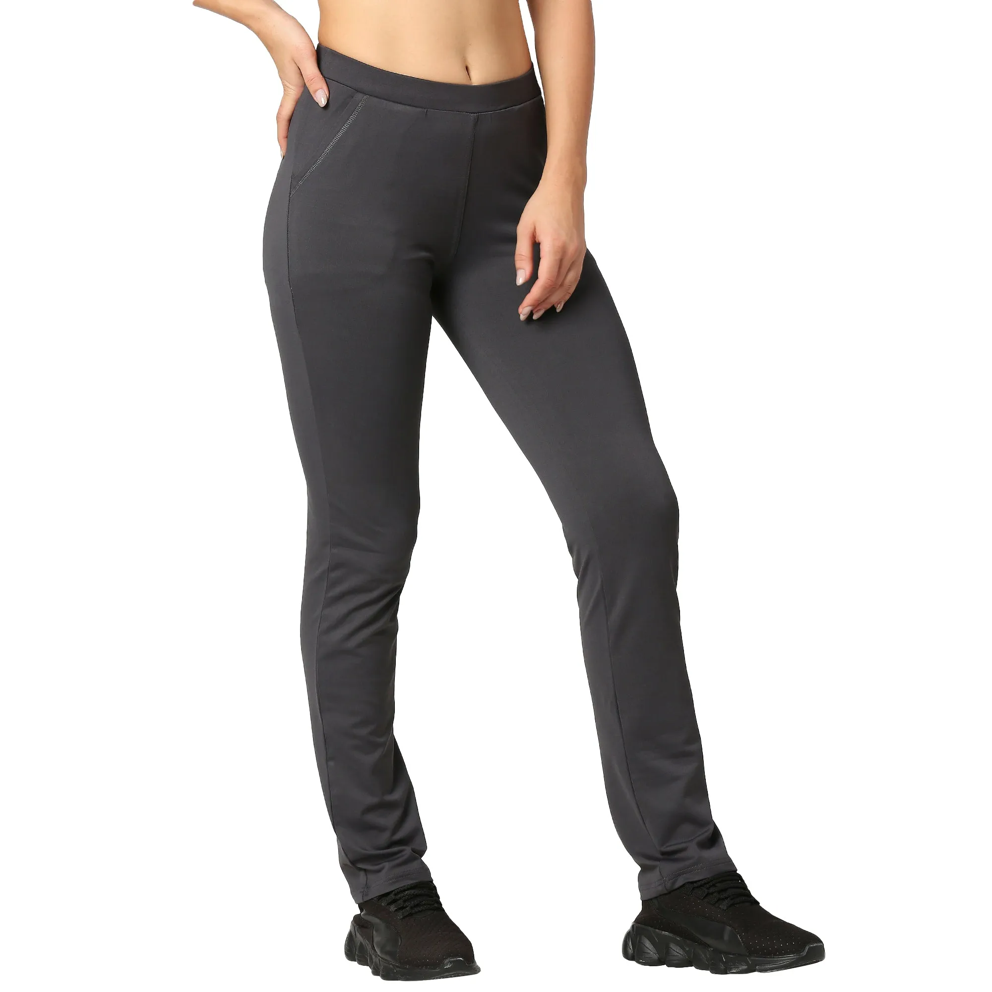 WOMEN SOLID TRACK PANT WITH POCKETS